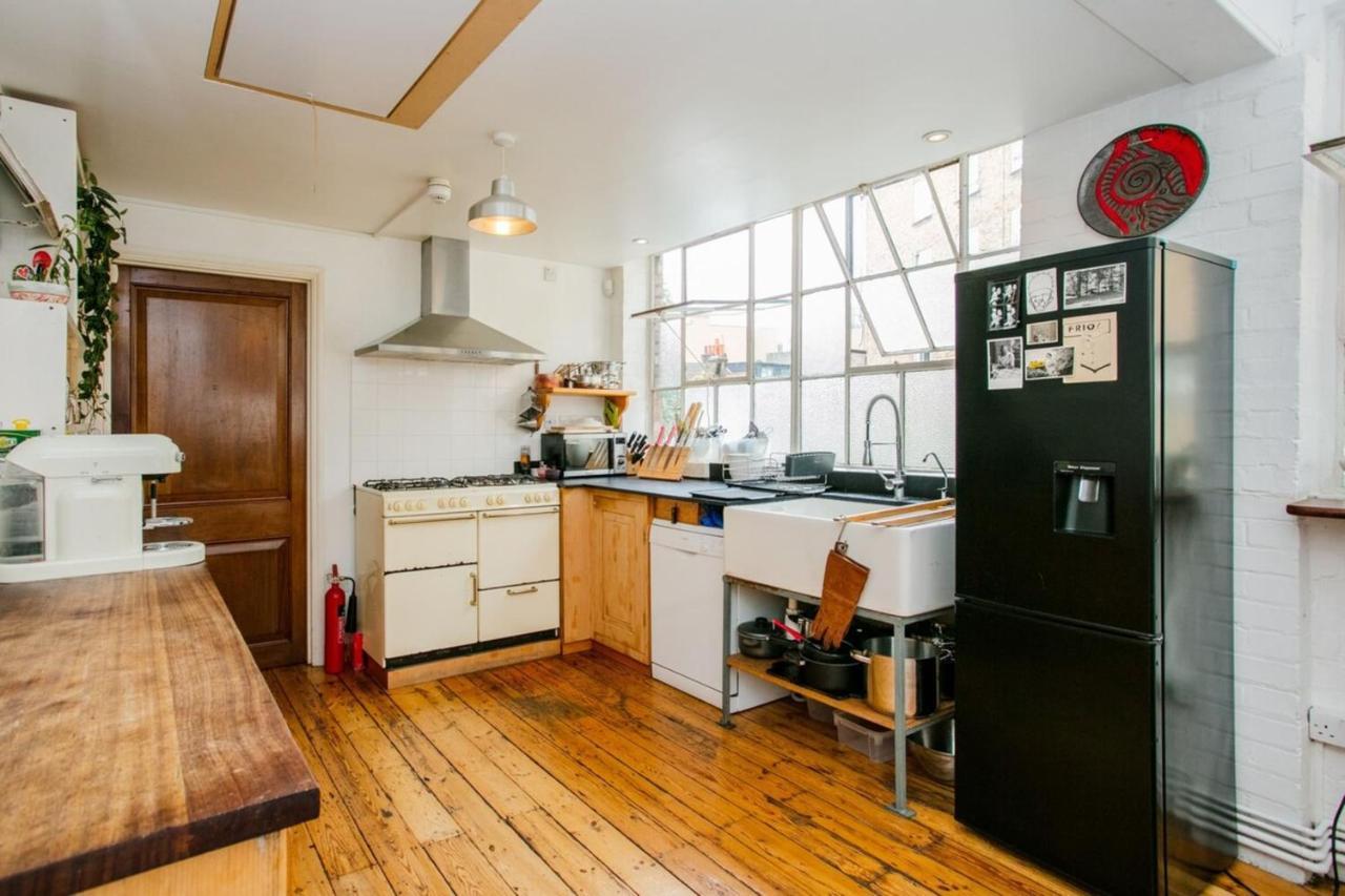 2 Bed Artisticdesigner Flat Near Broadway Market * Londra